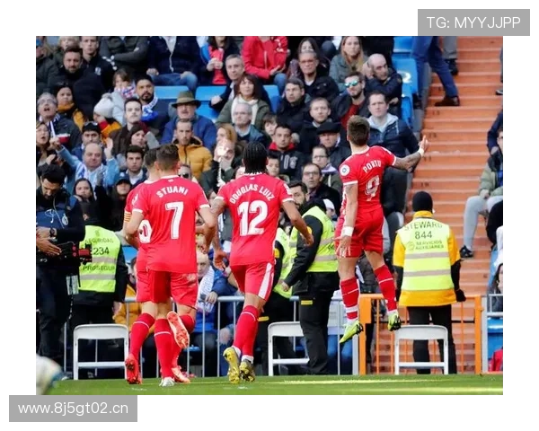 全方位体育比分直播导航平台实时更新各类赛事数据和战况分析 - 副本 (3)